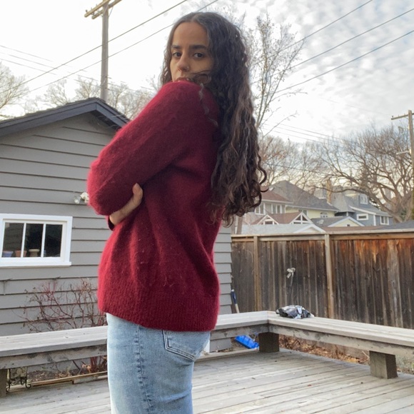 Club Monaco - Cashmere/Wool Sweater - Picture 2 of 4